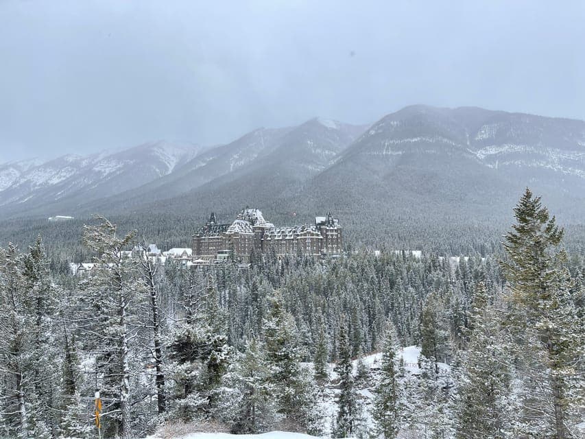 Lake Louise to Calgary Airport | Private Transfer Gallery Image 4