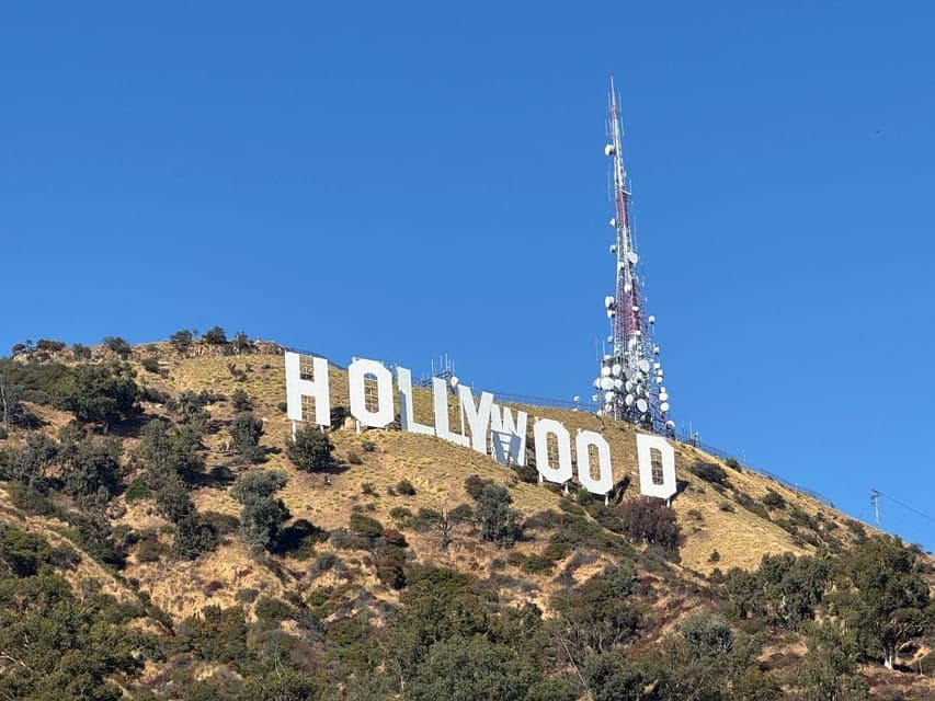 3.5-hour private tour of Hollywood and Beverly Hills in an SUV Gallery Image 4