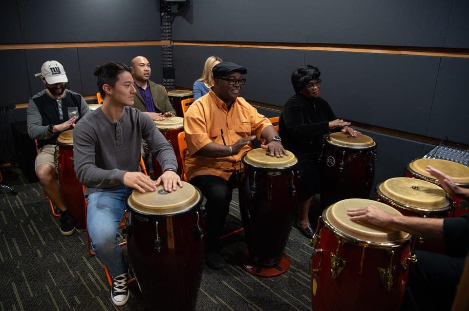 Learn To Play Congas in 15 Minutes Gallery Image 1