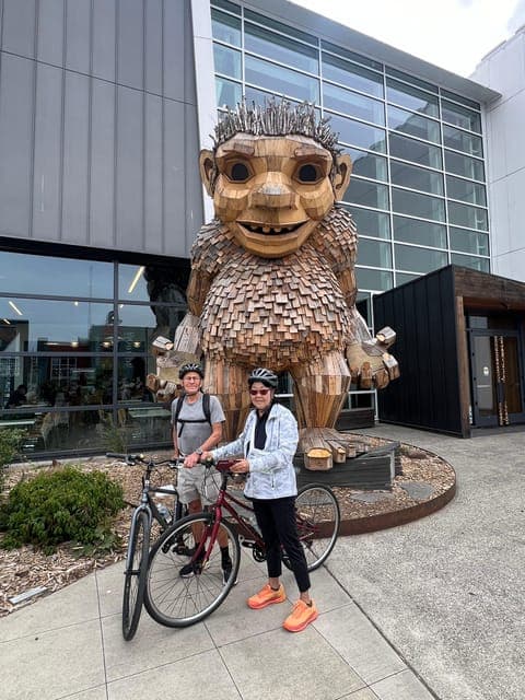 3 Hour Emerald City Standard Bike Tour Gallery Image 2