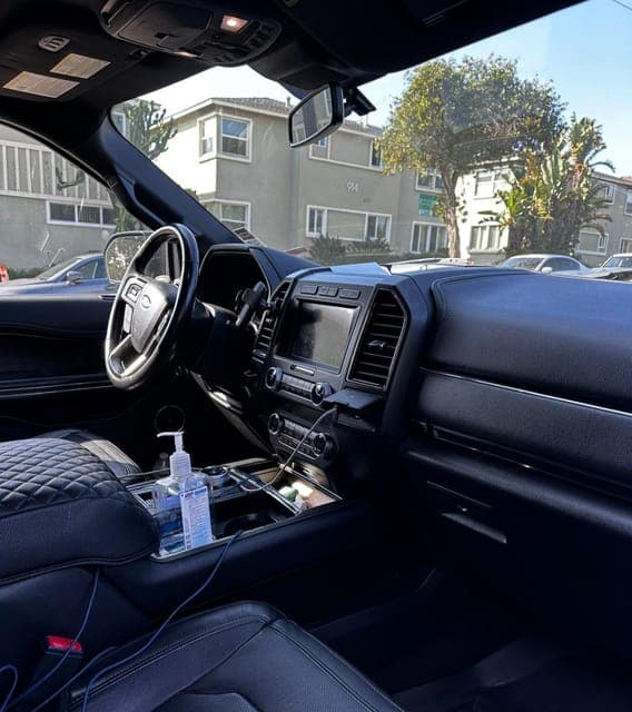 Private One-Way Transfer From/To LAX Gallery Image 2