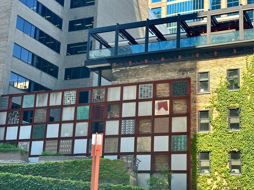 Downtown Toronto: Public Art and Architecture Gallery Image 4