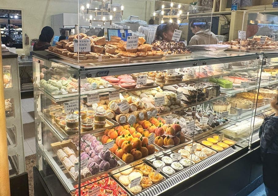 St Lawrence Market Food Tour with 6 Tastings Gallery Image 3