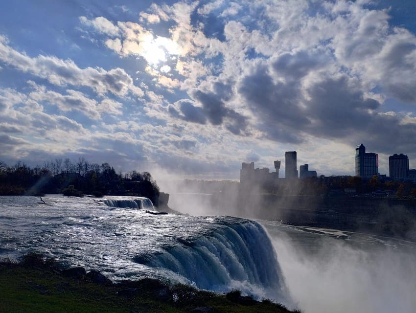 Niagara Falls: USA Side Guided Tour Gallery Image 4