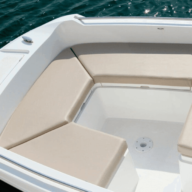 No license needed Boat Rental Gallery Image 3