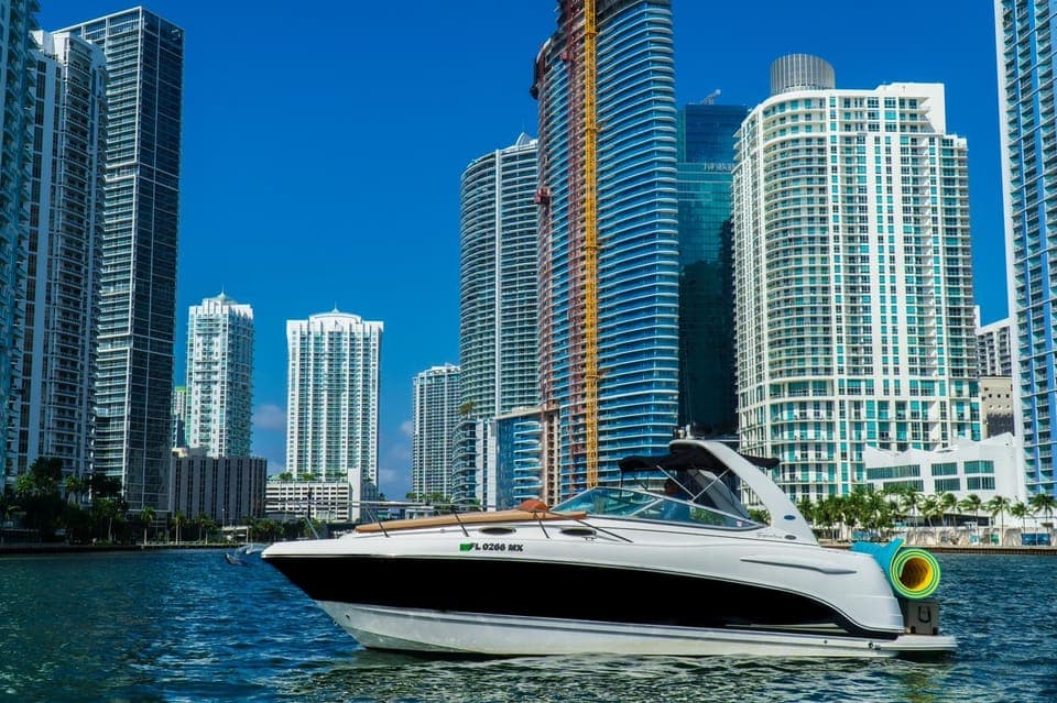 Miami: Private Boat Cruise & Guided Scenic Tour Gallery Image 2