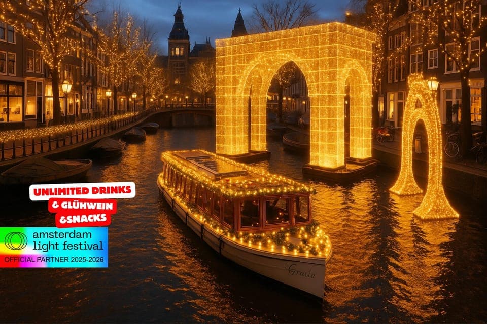 14. Light Festival Luxury Heated Saloon Boat Cruise - Image 14
