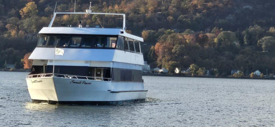 Peekskill: Weekend Brunch Cruise Gallery Image 3