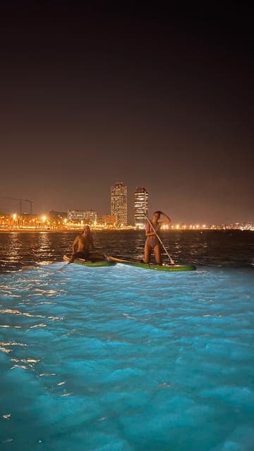 Paddle surf at night with light & drink -photos &videos Gallery Image 4