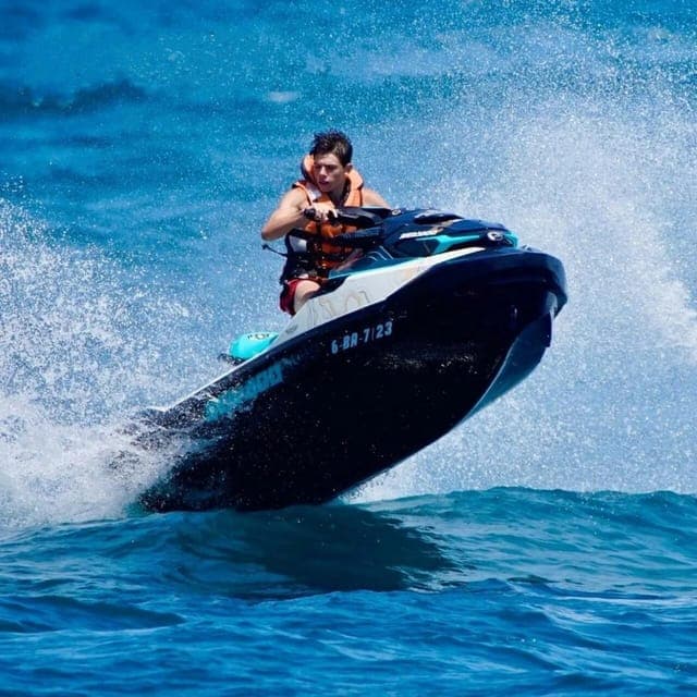 Jet Ski Ride 1 or 2 People w/ Instructor Included Gallery Image 2