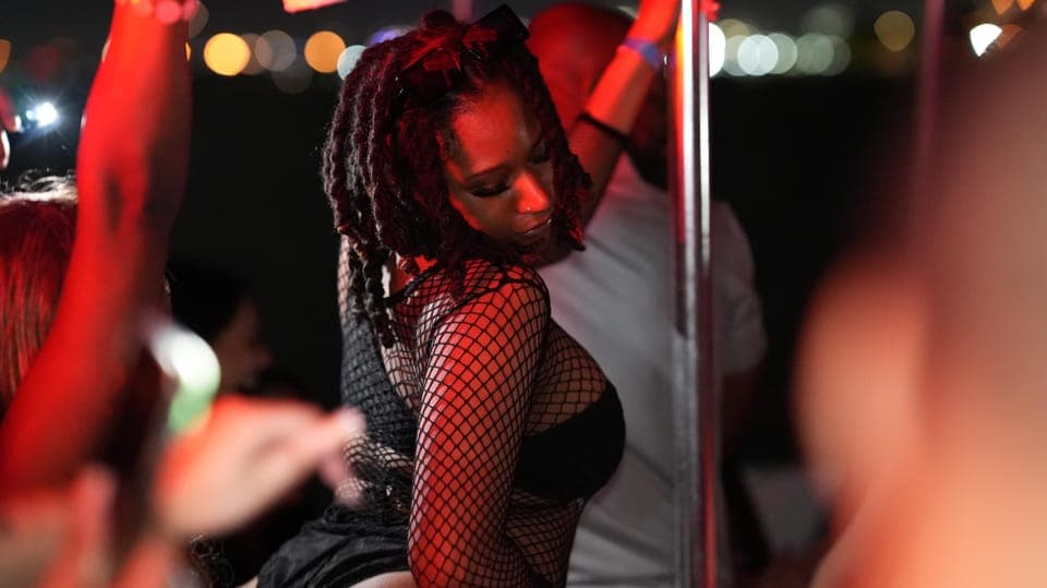 #1 All inclusive Hip Hop Boat Party in Miami Gallery Image 3