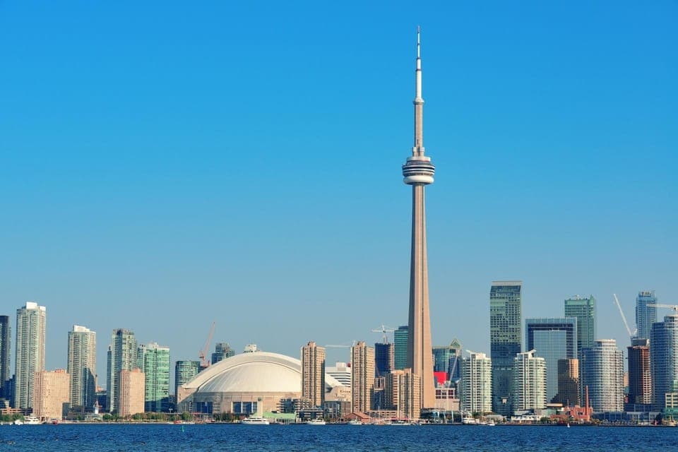 Toronto Downtown Tour with Harbor and Islands Cruise Tickets Gallery Image 3
