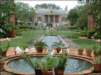 Traditional City and Estate Tour Gallery Image 4