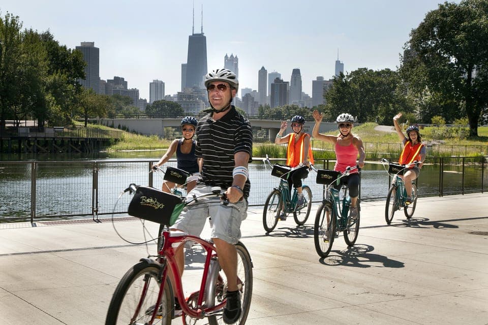 Lakefront Neighborhoods Bike Tour Gallery Image 1