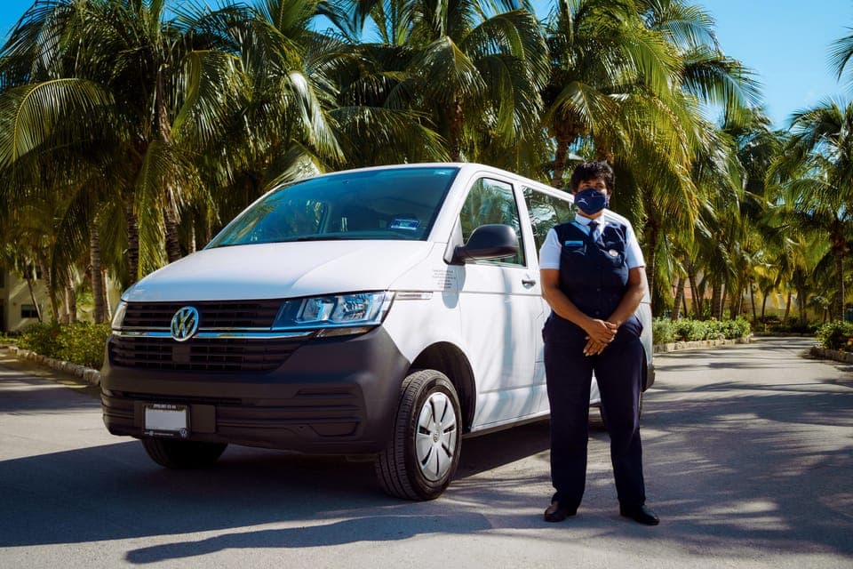 Cancun: Private or Shared Airport Transfer Gallery Image 1