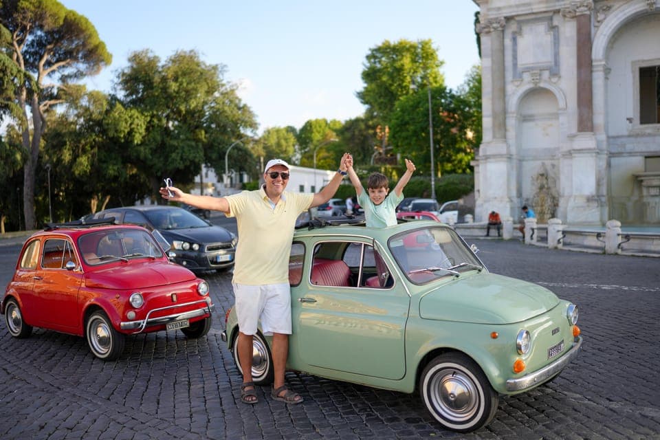 La Dolce Vita: Cruising Rome in a Classic Fiat 500 Gallery Image 3