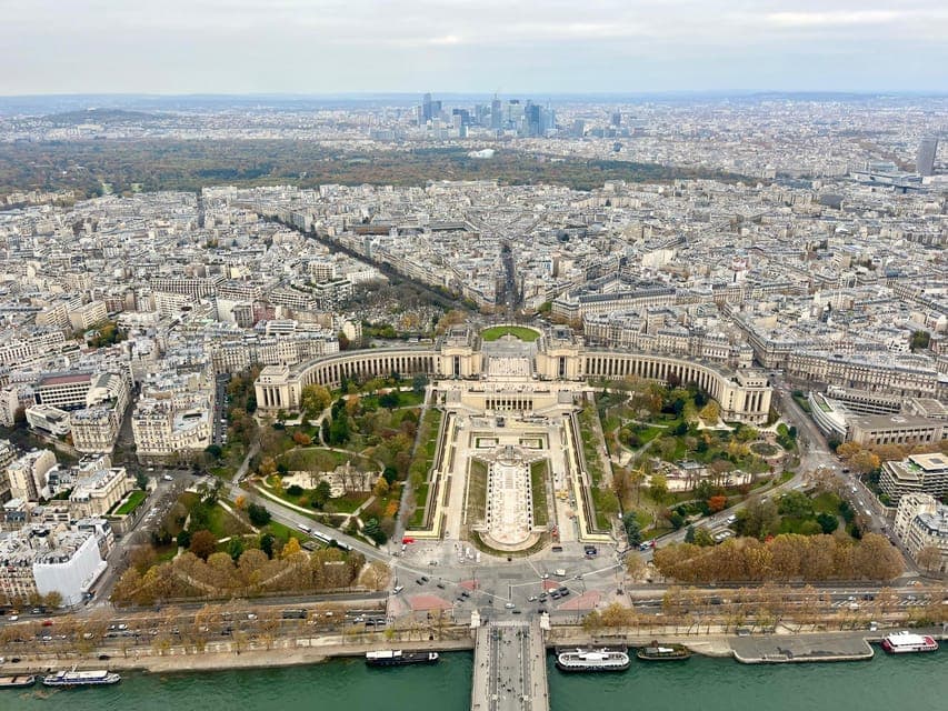 Eiffel Tower Entry: Summit or 2nd Floor with Audioguide Gallery Image 4