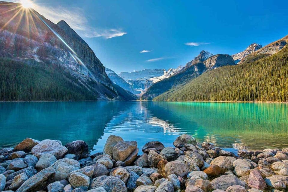 4-Day Columbia Icefield & Banff National Park Gallery Image 2