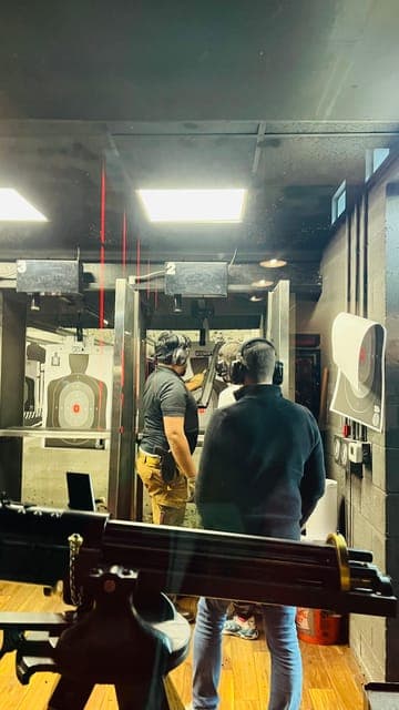 Machine Gun Shooting! Gallery Image 2