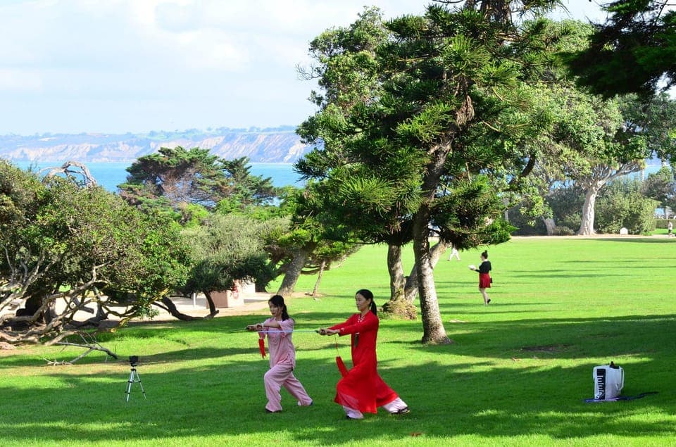 A Seaside Stroll: La Jolla's Hidden Treasures Walking Tour Gallery Image 2