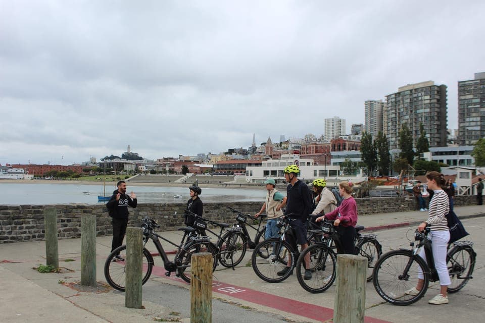 City Highlights Guided eBike Tour Gallery Image 2