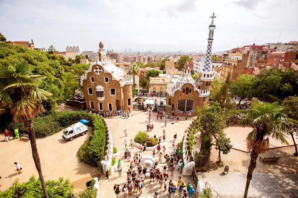 Park Güell Guided Tour with Skip-the-line Entry - Image 2