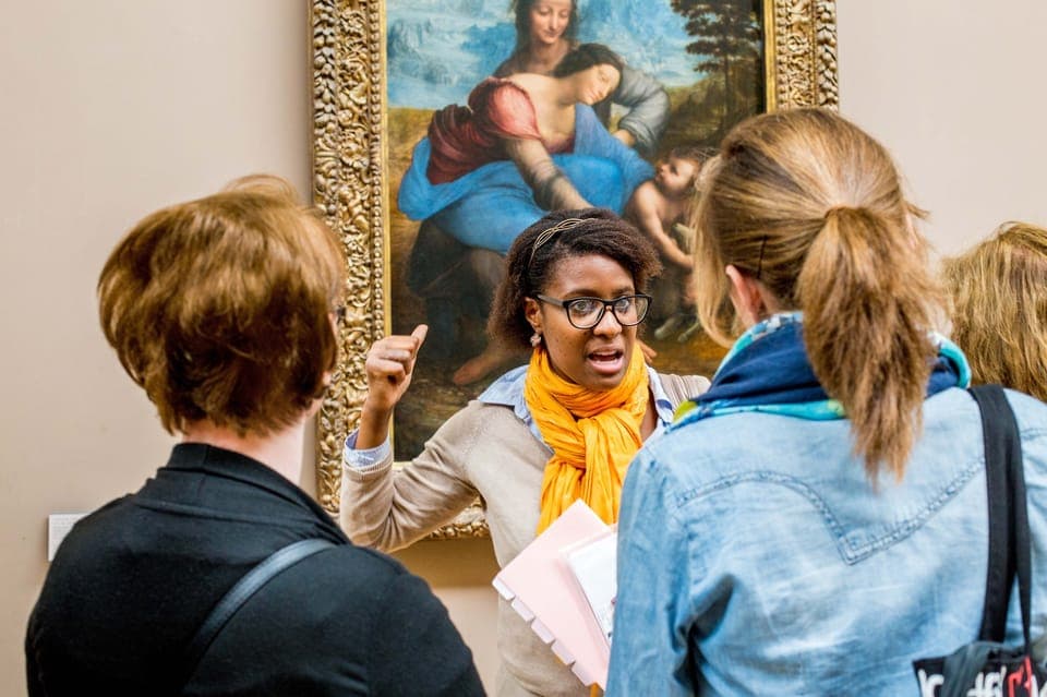 Louvre Museum: Skip-the-Line Guided Tour Gallery Image 3