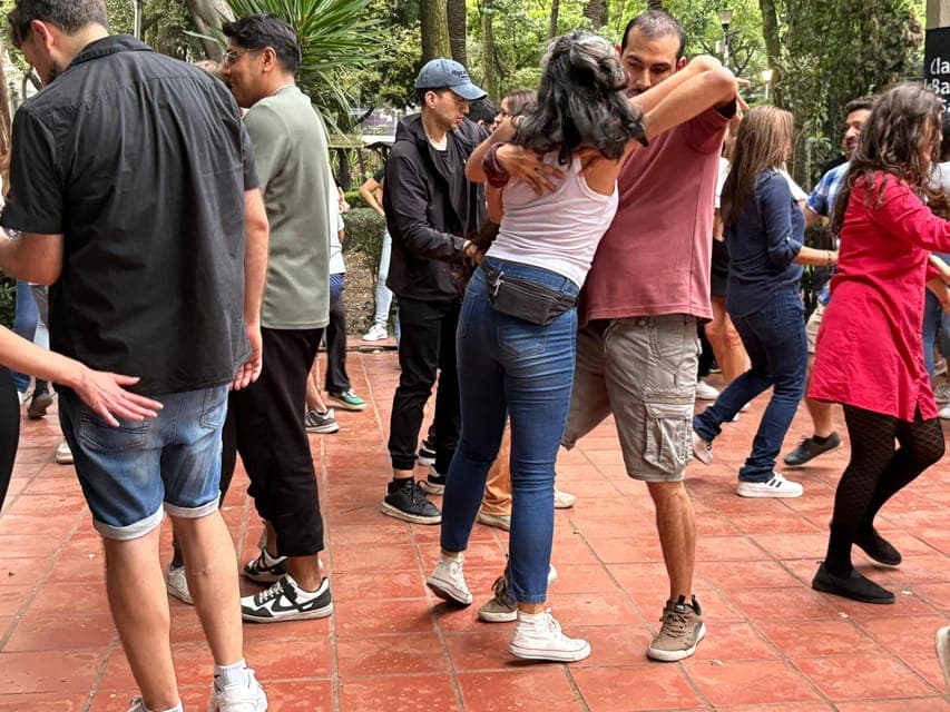 Salsa and Bachata Dance Class with a Local Gallery Image 2