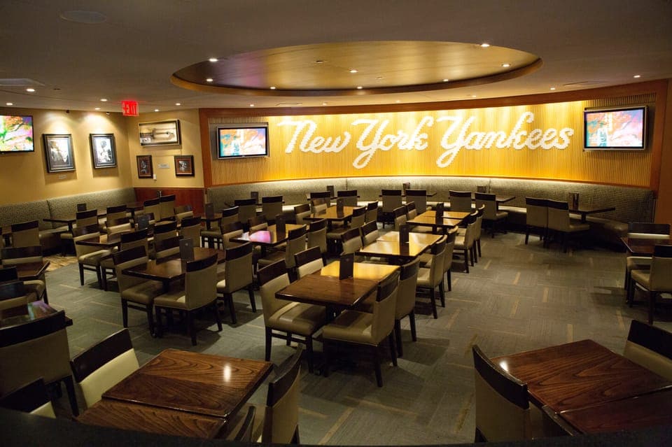 Meal at Hard Rock Cafe Yankee Stadium Gallery Image 1