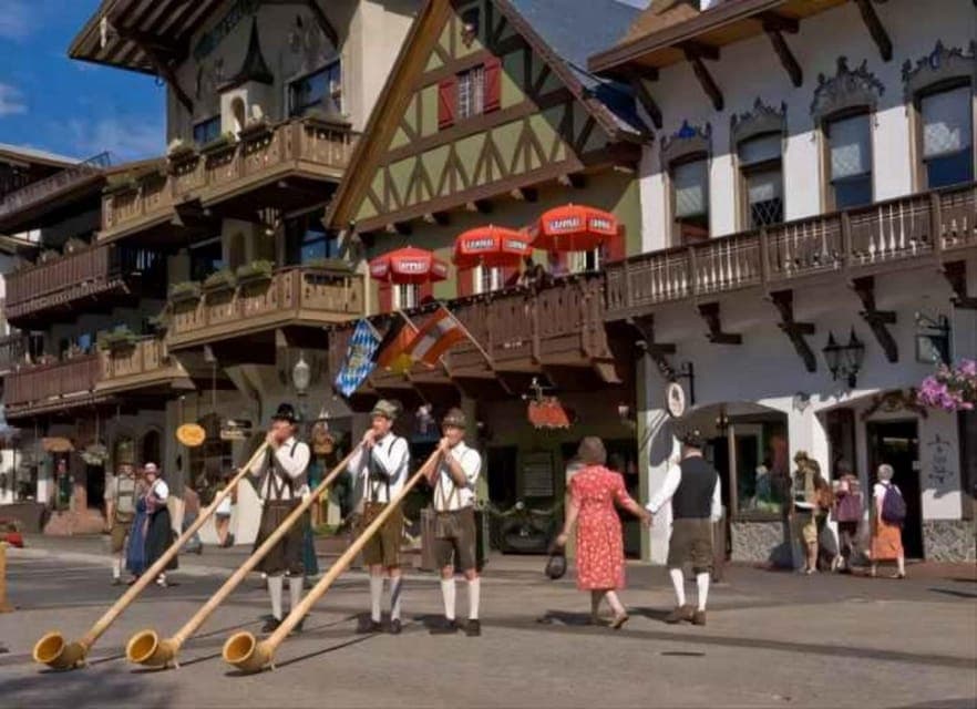 Snoqualmie Falls and Leavenworth Day Trip Gallery Image 2