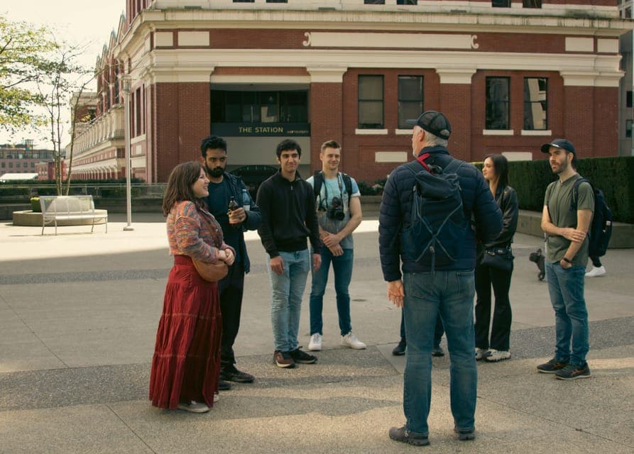 Superhero TV Shows Tour (The Flash) Gallery Image 1