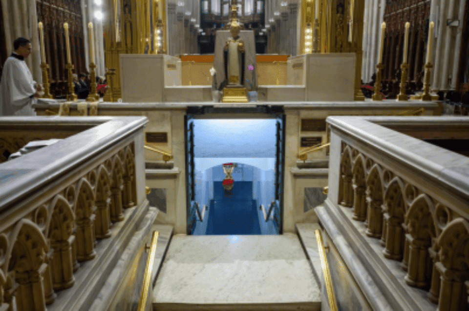 VIP Guided Tour of St. Patrick's Cathedral Gallery Image 2