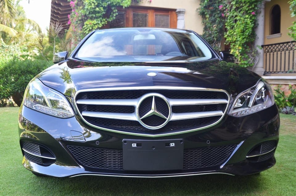 Concierge Private Luxury Car Service (1-3) Cancun 1 Way Gallery Image 2