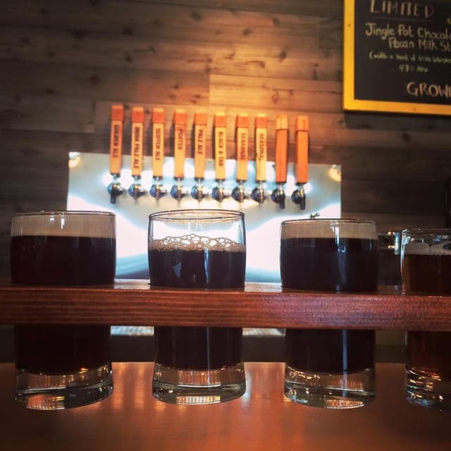 3.5-Hour Craft Brewery Tour Gallery Image 4