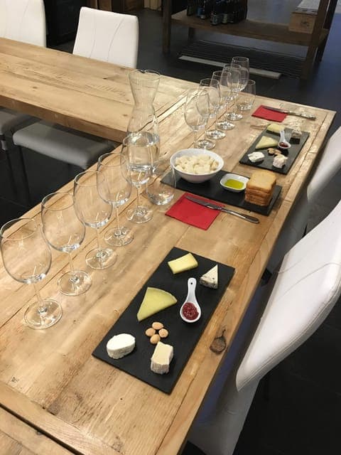 Barcelona Wine Tasting: Catalan and Spanish Wines Gallery Image 1