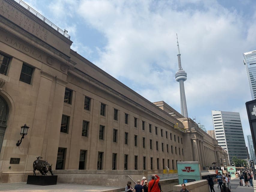 Casual Tour by Land, Sky and Sea Gallery Image 4