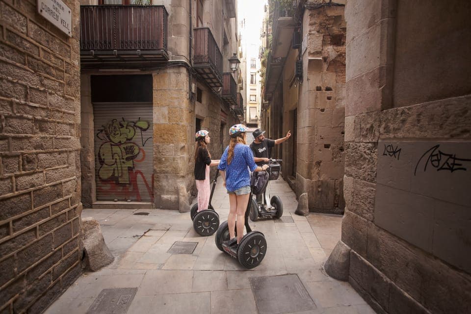 ❤️Welcome to Barcelona❤️ Segway Tour Gallery Image 4