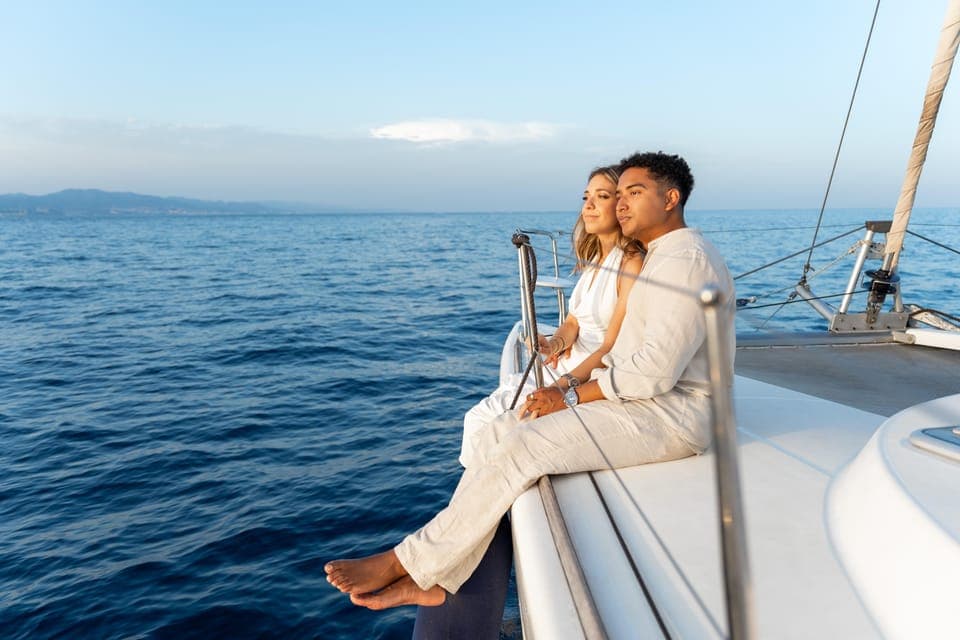 Sunset Catamaran Cruise with Wine and Tapa Gallery Image 3