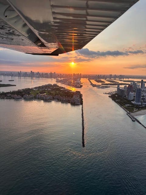 Miami Beach: Private Romantic Sunset Flight with Champagne Gallery Image 2