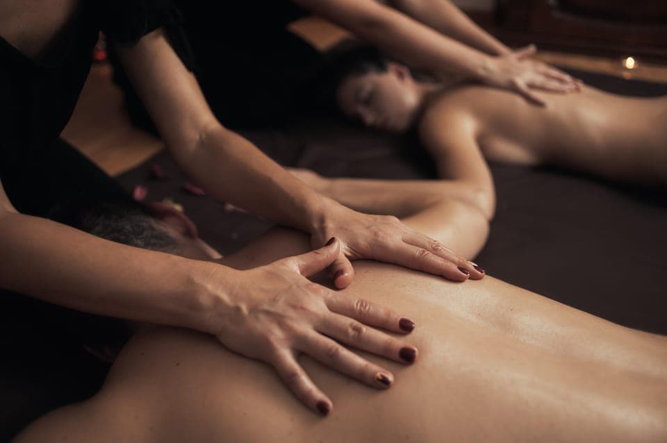 Couples Massage NYC - 60 Mins Gallery Image 3