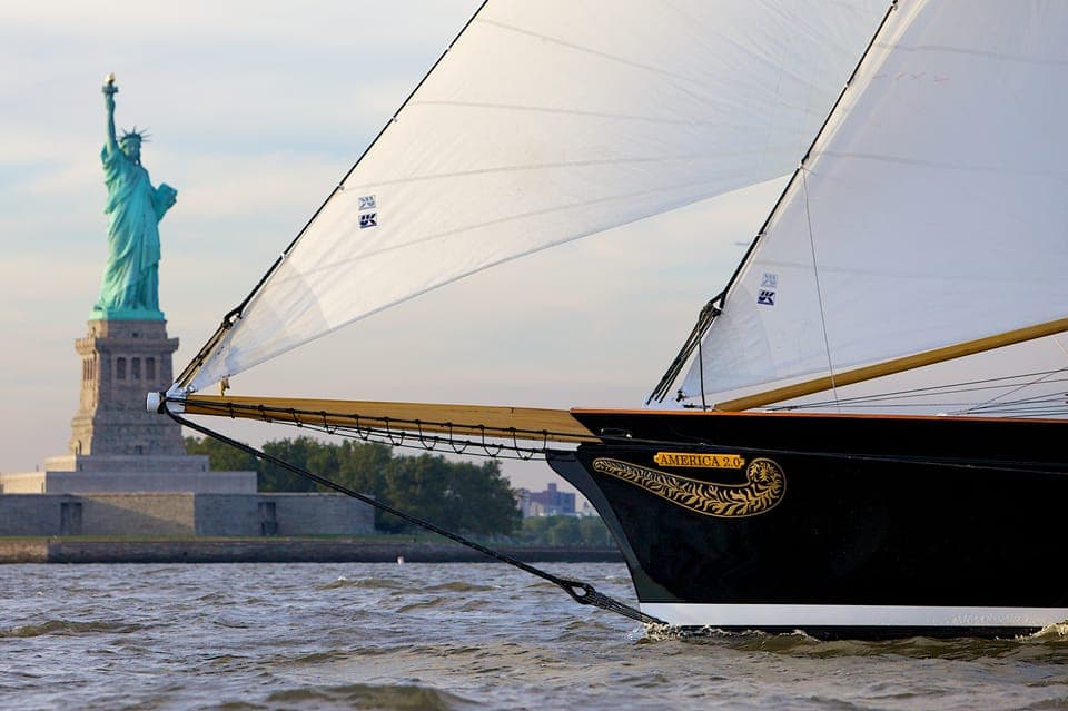 Statue of Liberty Cruise aboard a Classic Sailboat Gallery Image 4