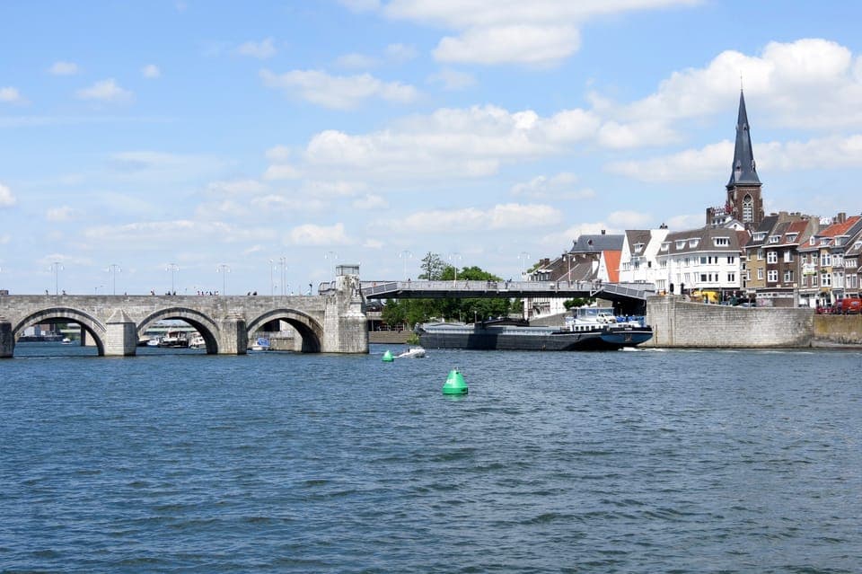 Maastricht and Tripoint Full-Day Trip from Amsterdam Gallery Image 3