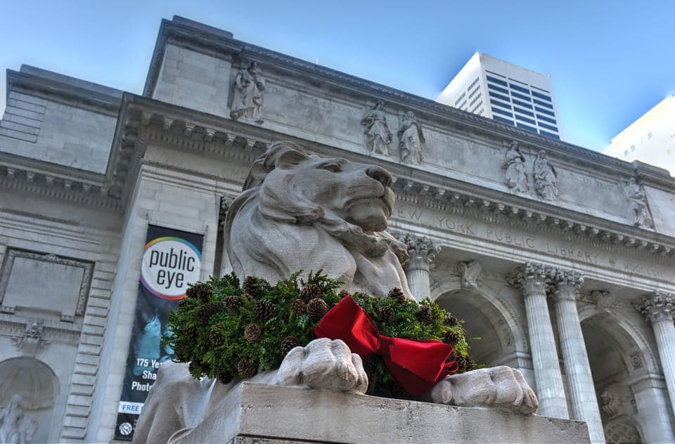 Christmas Holiday Tour of Manhattan Gallery Image 3