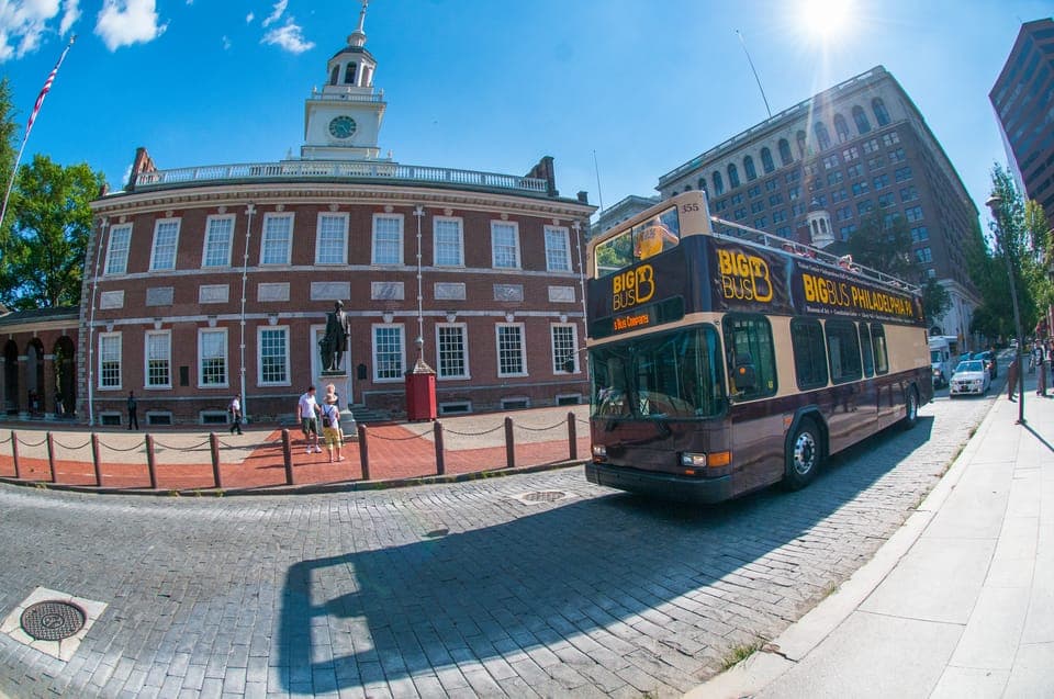 Double-Decker Sightseeing Bus Tour Gallery Image 2