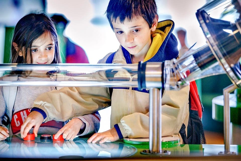 1-Hour Canal Cruise & NEMO Science Museum Gallery Image 4