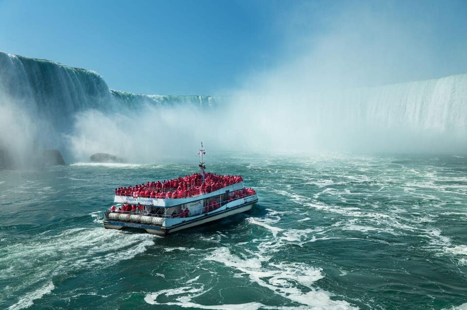 Ultimate Niagara Falls Canada Experience Tour Gallery Image 3