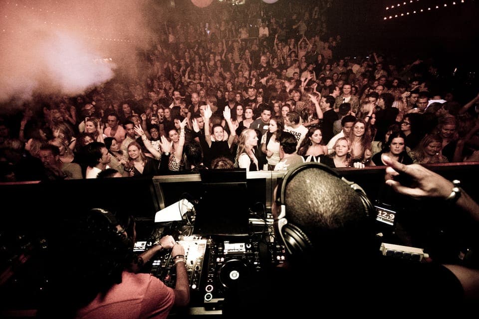 Nightlife Scene 1, 2, or 3-7 Day Ticket Gallery Image 3