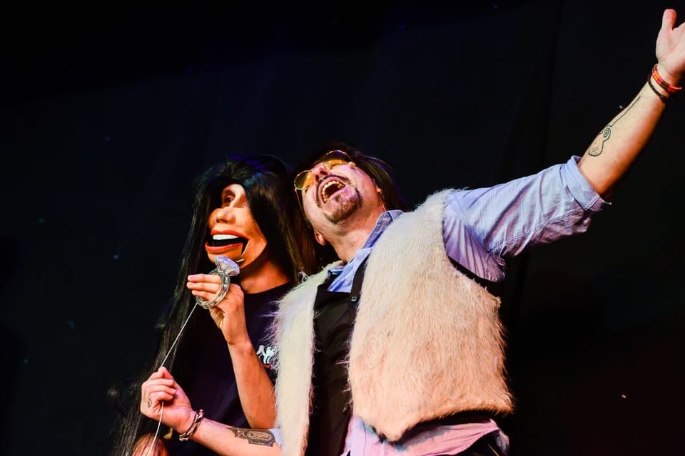 The Outta Control Magic Comedy Dinner Show Gallery Image 4