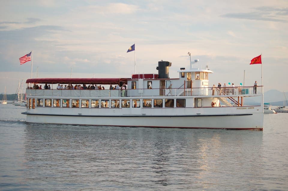 New England Harbor Cruise Gallery Image 4