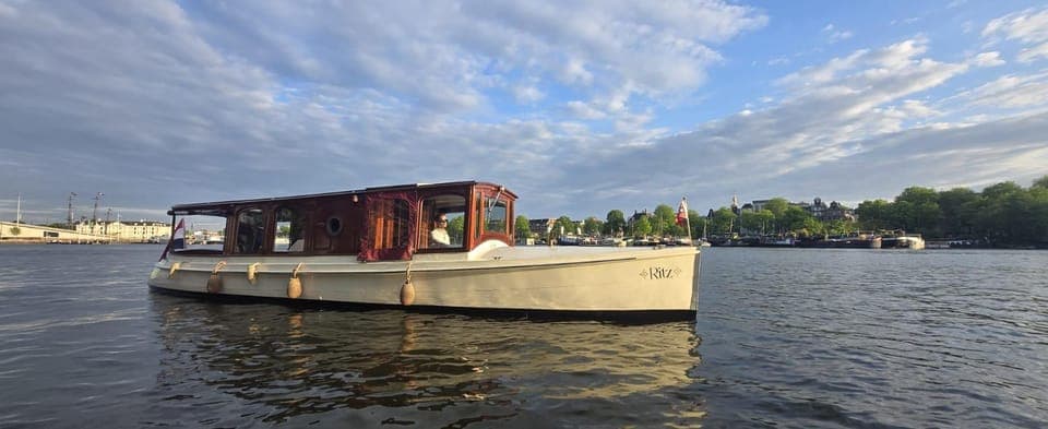 Private Luxury High Tea Cruise Amsterdam Gallery Image 3